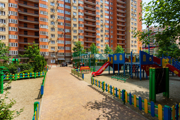 Продам однокомнатную (1-комн.) квартиру, им. Героя Николая Шевелёва ул, 3/1, Краснодар г