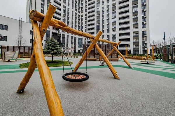 Продам двухкомнатную (2-комн.) квартиру, им. 40-летия Победы ул, корпус 1, Краснодар г