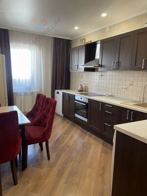 Продам трехкомнатную (3-комн.) квартиру, им. Артюшкова В.Д. ул, 15, Краснодар г