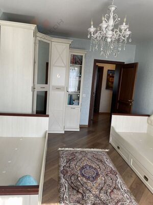 Продам трехкомнатную (3-комн.) квартиру, им. Артюшкова В.Д. ул, 15, Краснодар г