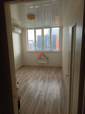 Продам двухкомнатную (2-комн.) квартиру, им. Заводовского ул, 21, Российский п