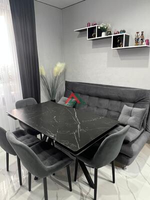 Продам двухкомнатную (2-комн.) квартиру, им. лётчика Позднякова ул, 2, Краснодар г