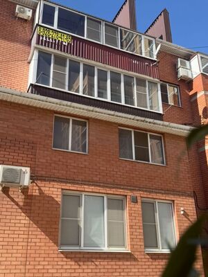 Продам трехкомнатную (3-комн.) квартиру, Алмазная ул, 34, Краснодар г