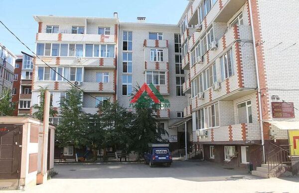 Продам однокомнатную (1-комн.) квартиру, Измаильская ул, 4, Краснодар г