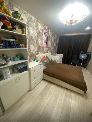 Продам однокомнатную (1-комн.) квартиру, Командорская ул, 6, Краснодар г