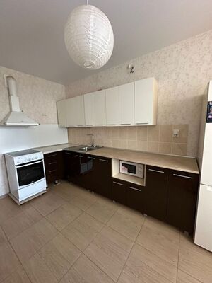 Продам однокомнатную (1-комн.) квартиру, 37 п/о, корпус 1, Ленина х