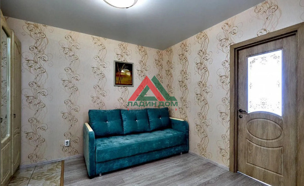 Продам двухкомнатную (2-комн.) квартиру, им. Героя Сарабеева В.И. ул, 9, Краснодар г