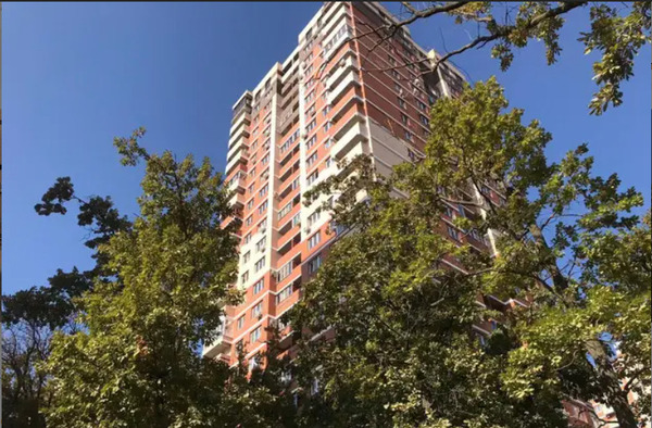 Продам двухкомнатную (2-комн.) квартиру, им. Героя Сарабеева В.И. ул, 9, Краснодар г