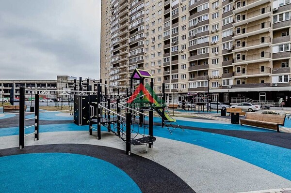 Продам однокомнатную (1-комн.) квартиру, им. Петра Метальникова ул, 36, Краснодар г