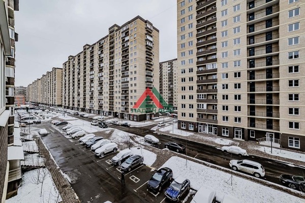 Продам однокомнатную (1-комн.) квартиру, 2-я Линия ул, корпус 8, Краснодар г