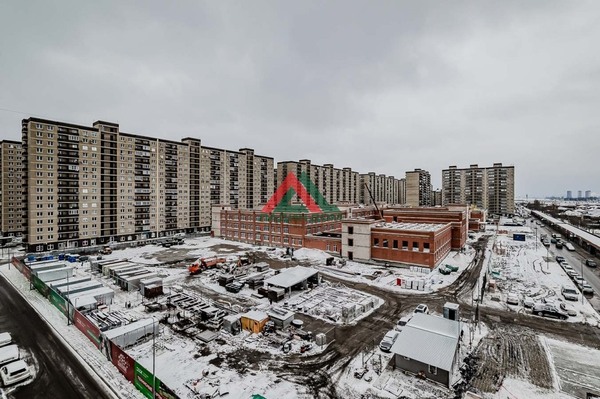 Продам трехкомнатную (3-комн.) квартиру, 2-я Линия ул, корпус 14, Краснодар г