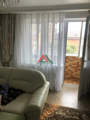 Продам трехкомнатную (3-комн.) квартиру, Сахалинская ул, 10, Краснодар г