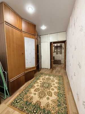 Продам двухкомнатную (2-комн.) квартиру, Химиков ул, 10, Великий Новгород г
