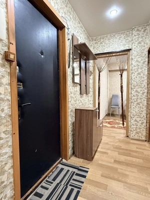 Продам двухкомнатную (2-комн.) квартиру, Химиков ул, 10, Великий Новгород г