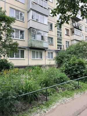 Продам двухкомнатную (2-комн.) квартиру, Химиков ул, 10, Великий Новгород г