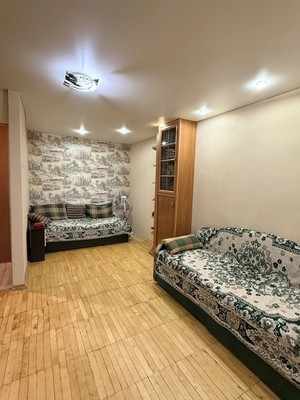 Продам однокомнатную (1-комн.) квартиру, Нехинская ул, 32корп2, Великий Новгород г