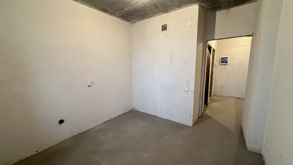 Продам трехкомнатную (3-комн.) квартиру, Победы пр-кт, 139к1, Казань г