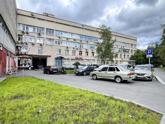 Продам офисное помещение 376,6 м2, Дербеневская наб, 7, Москва г