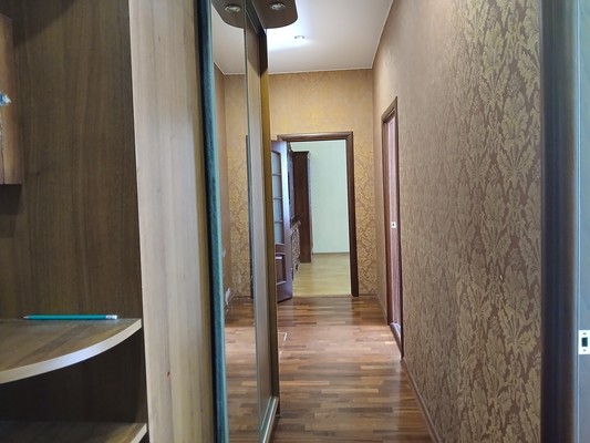 Продам трехкомнатную (3-комн.) квартиру, 20-я В.О. линия, 3В, Санкт-Петербург г