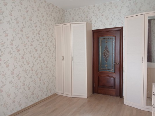Продам трехкомнатную (3-комн.) квартиру, 20-я В.О. линия, 3В, Санкт-Петербург г