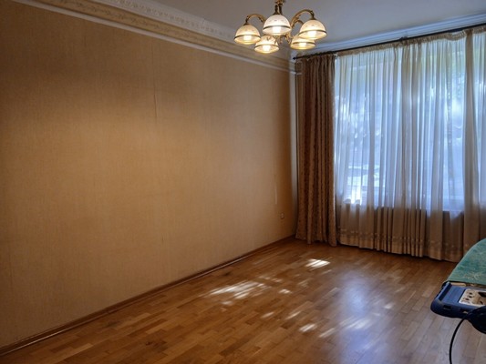 Продам трехкомнатную (3-комн.) квартиру, 20-я В.О. линия, 3В, Санкт-Петербург г
