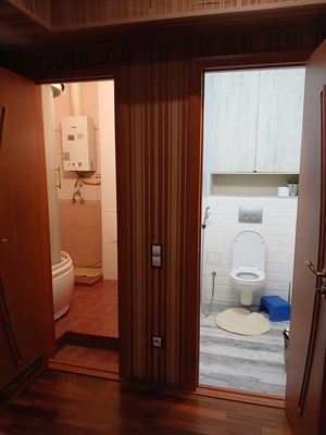 Продам трехкомнатную (3-комн.) квартиру, 20-я В.О. линия, 3В, Санкт-Петербург г