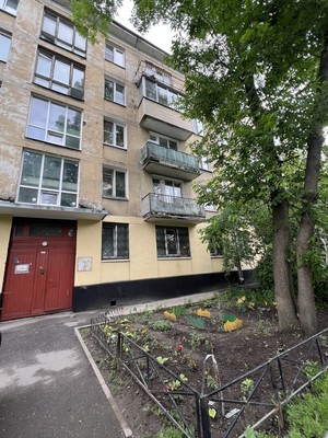 Продам двухкомнатную (2-комн.) квартиру, Краснопутиловская ул, 52А, Санкт-Петербург г