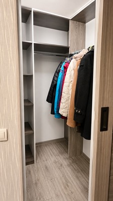Продам трехкомнатную (3-комн.) квартиру, Вокзальная ул, 76А, Южно-Сахалинск г