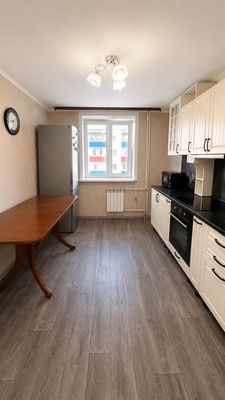 Продам трехкомнатную (3-комн.) квартиру, Вокзальная ул, 76А, Южно-Сахалинск г