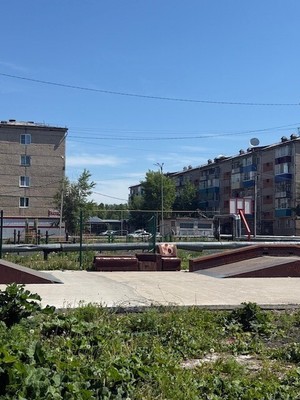 Продам трехкомнатную (3-комн.) квартиру, 2-й Микрорайон ул, 19, Эльбан рп