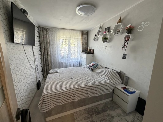 Продам двухкомнатную (2-комн.) квартиру, Луговая ул, 41, Южно-Сахалинск г