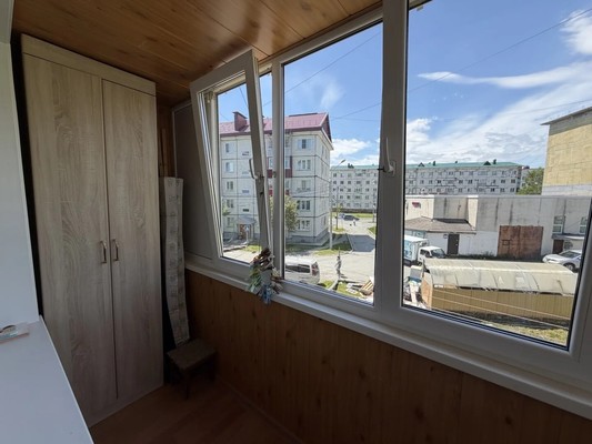 Продам двухкомнатную (2-комн.) квартиру, Луговая ул, 41, Южно-Сахалинск г