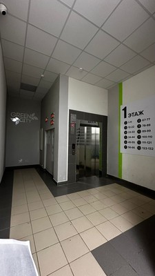 Продам двухкомнатную (2-комн.) квартиру, Галеева ул, 8ак4, Казань г