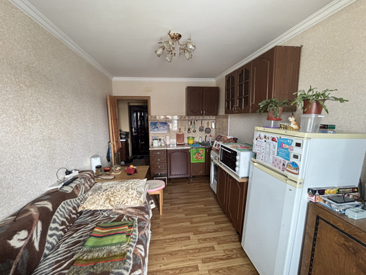 Продам двухкомнатную (2-комн.) квартиру, Профсоюзная ул, 220, Вольный Аул кп
