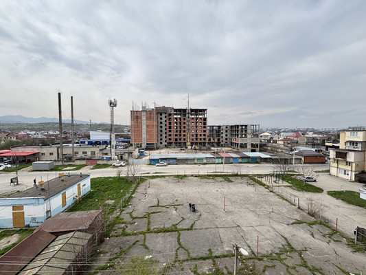 Продам двухкомнатную (2-комн.) квартиру, Профсоюзная ул, 220, Вольный Аул кп