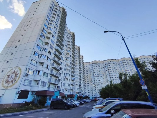 Продам однокомнатную (1-комн.) квартиру, Восточный мкр, 1, Октябрьский рп