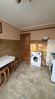Продам трехкомнатную (3-комн.) квартиру, Молодежная ул, 16, Подольской машинно-испытательной станции п