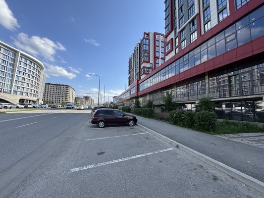 Продам трехкомнатную (3-комн.) квартиру, Тлостанова ул, 75кА, Нальчик г