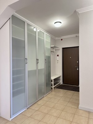 Продам трехкомнатную (3-комн.) квартиру, Большая Очаковская ул, 3, Москва г