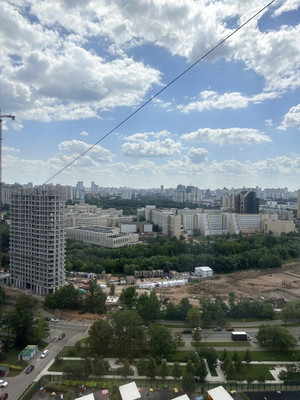 Продам трехкомнатную (3-комн.) квартиру, Большая Очаковская ул, 3, Москва г