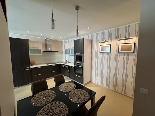 Продам двухкомнатную (2-комн.) квартиру, Серова ул, 22, Казань г