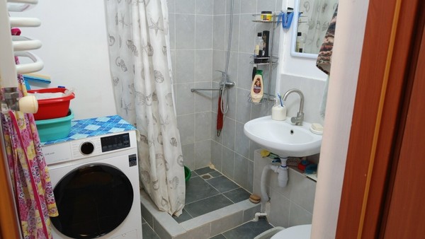 Продам однокомнатную (1-комн.) квартиру, Чапаева ул, 57, Чистенькое с