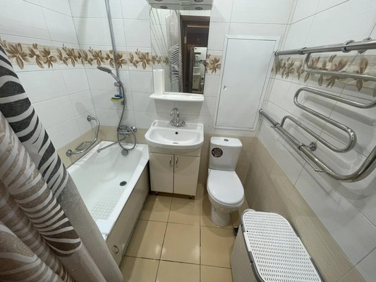 Продам двухкомнатную (2-комн.) квартиру, Ленинградский пр-кт, 45к2, Москва г