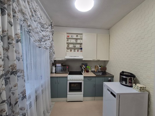 Продам трехкомнатную (3-комн.) квартиру, Ленина ул, 21, Костомукша г