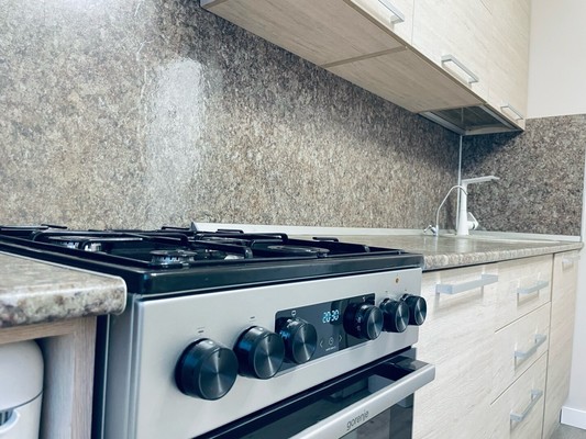 Продам однокомнатную (1-комн.) квартиру, Псковская ул, 56к2, Великий Новгород г
