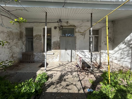 Продам двухкомнатную (2-комн.) квартиру, Толстого ул, 19, Симферополь г