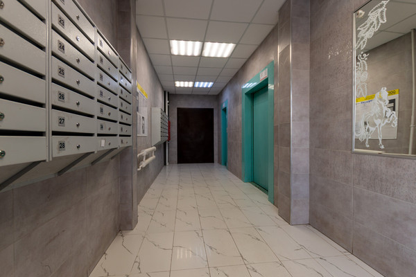 Продам однокомнатную (1-комн.) квартиру, Тарасова ул, 8к2, Санкт-Петербург г