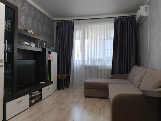 Продам однокомнатную (1-комн.) квартиру, Туполева ул, 18к1, Ростов-на-Дону г