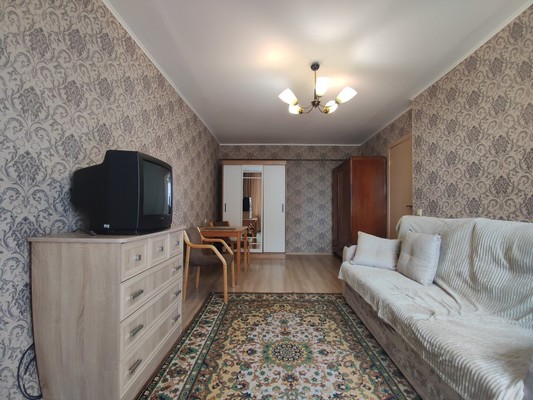 Сдам двухкомнатную (2-комн.) квартиру, Барклая ул, 16к2, Москва г