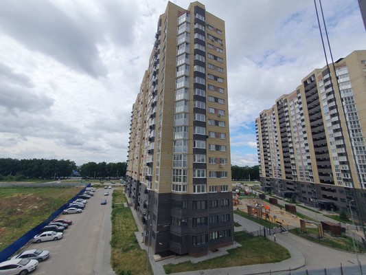 Продам однокомнатную (1-комн.) квартиру, Минская ул, 6кБ, Липецк г